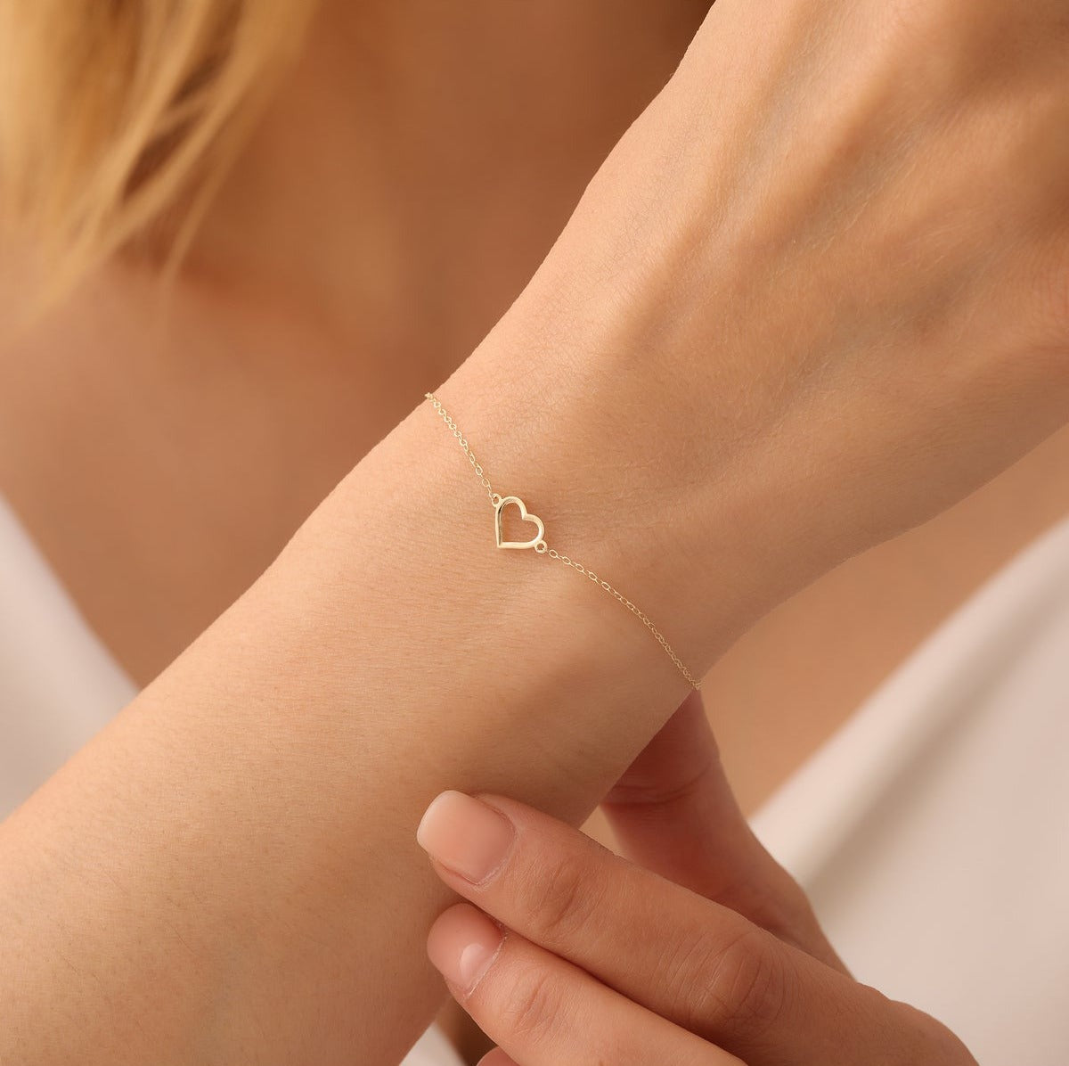 14 Ayar Altın Minimal Zarif Kalp Bileklik · 19 cm
