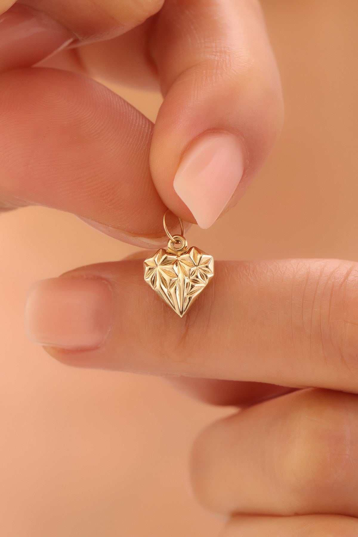 14 Ayar Altı Minimal Diamond Kalp Kolye Ucu