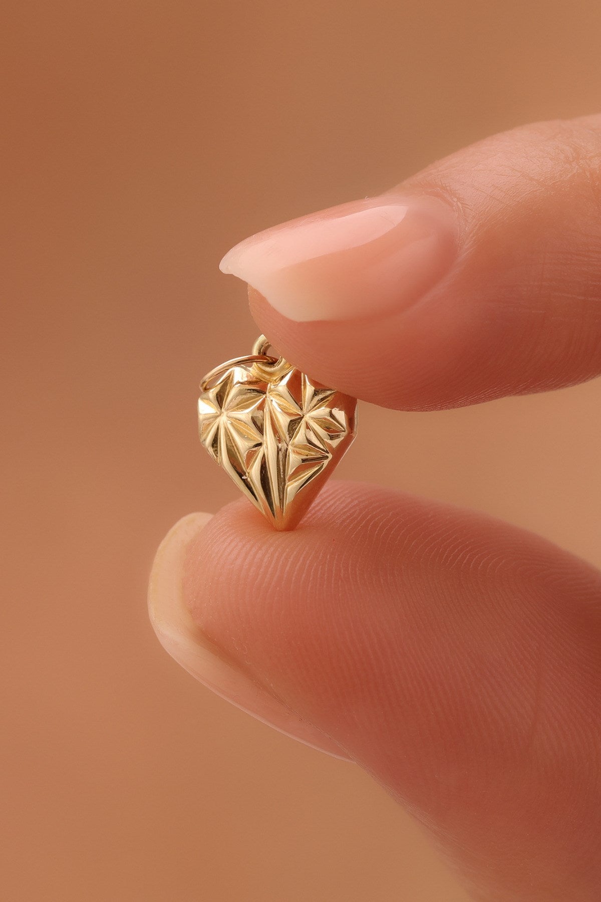 14 Ayar Altı Minimal Diamond Kalp Kolye Ucu