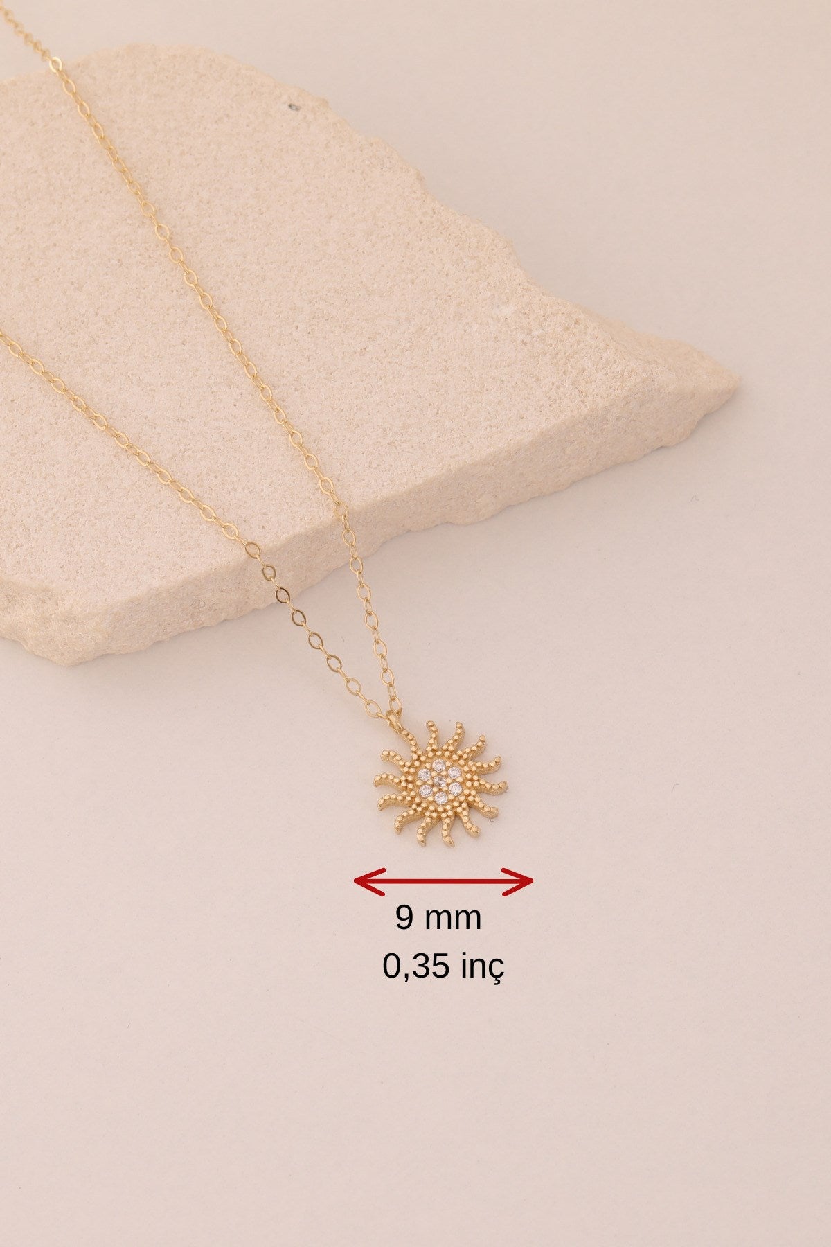 14 Ayar Altın Zirkon Taşlı Güneş Kolye
