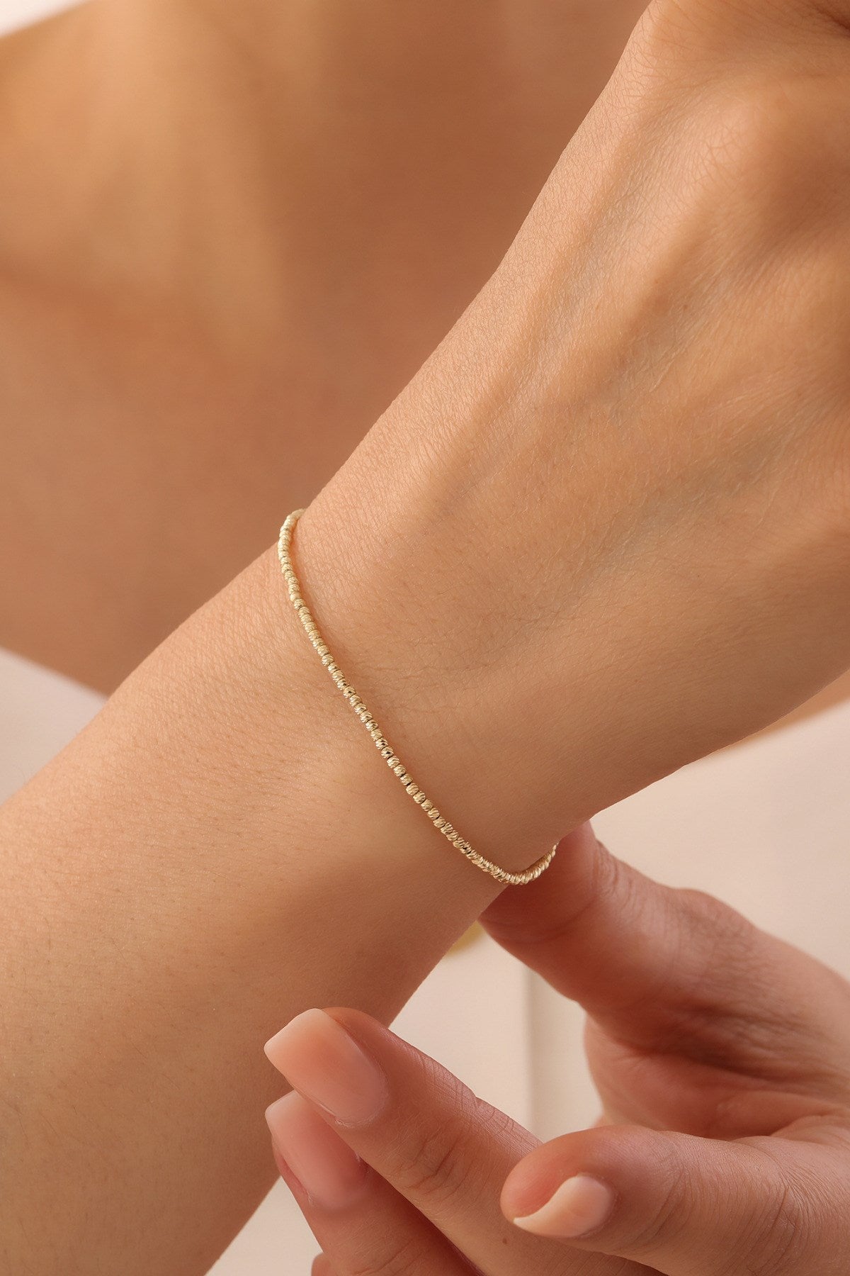 14 Ayar Altın Minimal İnce Dorika Bileklik