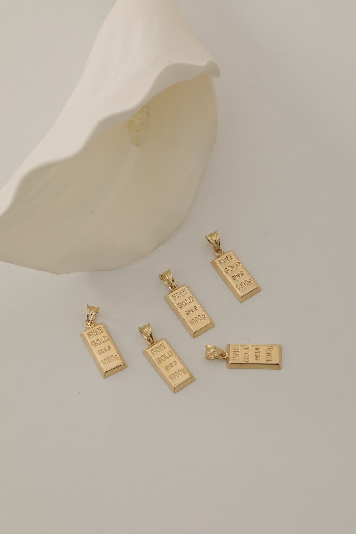 Külçe Kolye Ucu 14 Ayar Altın