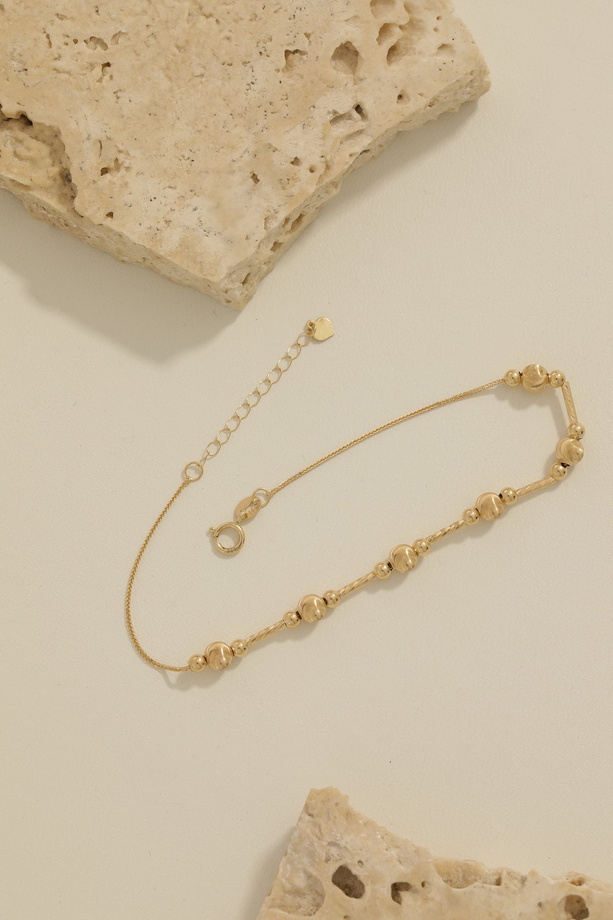 14 Ayar Altın İnce Boru Detaylı Küre Bileklik - Boyut/Ebat: 19 cm