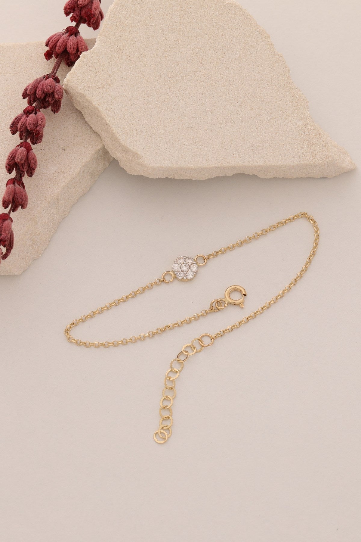 14 Ayar Altın Zirkon Taşlı Minimal Zarif Çiçek Bileklik