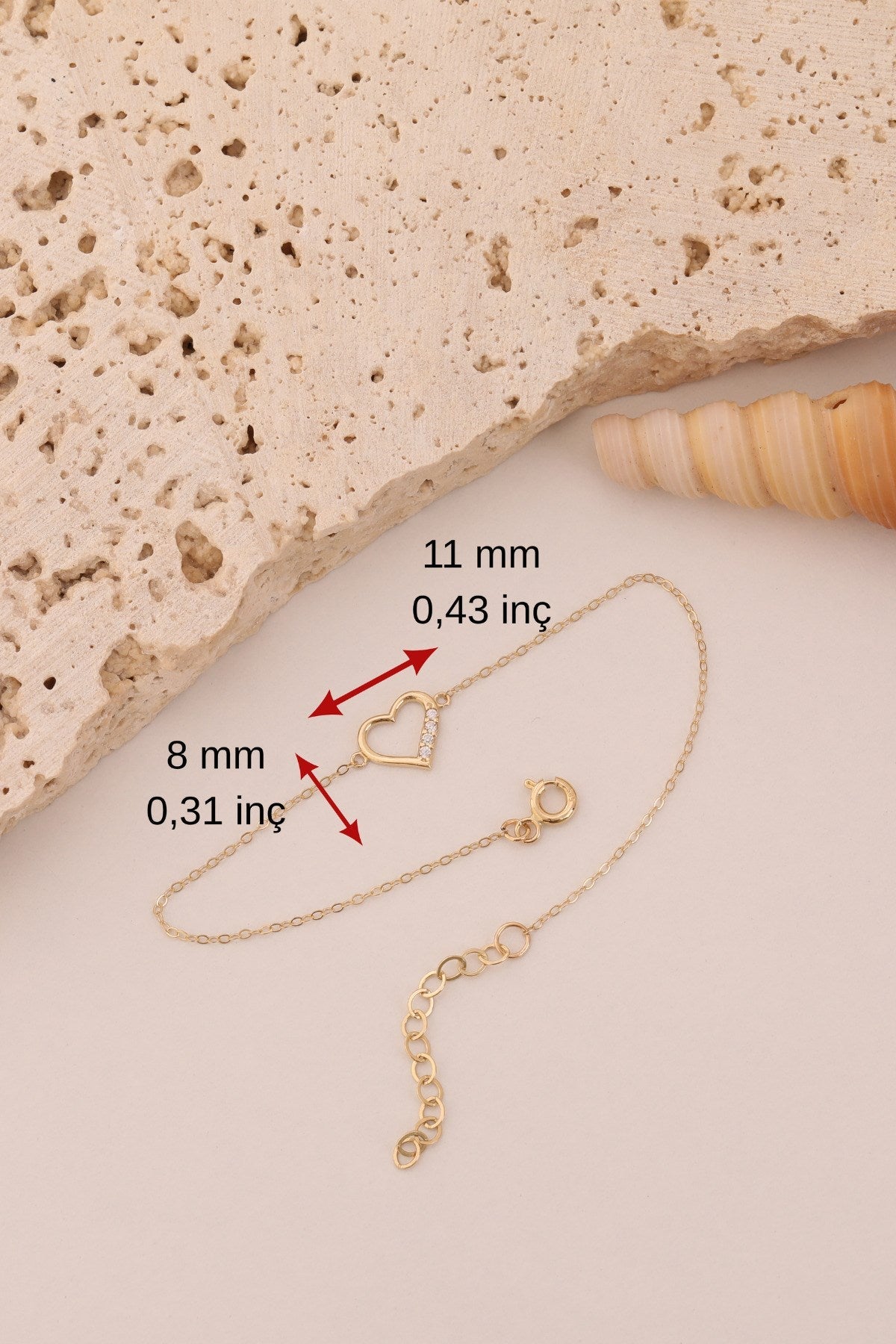14 Ayar Altın Minimal Dört Zirkon Taşlı Kalp Bileklik