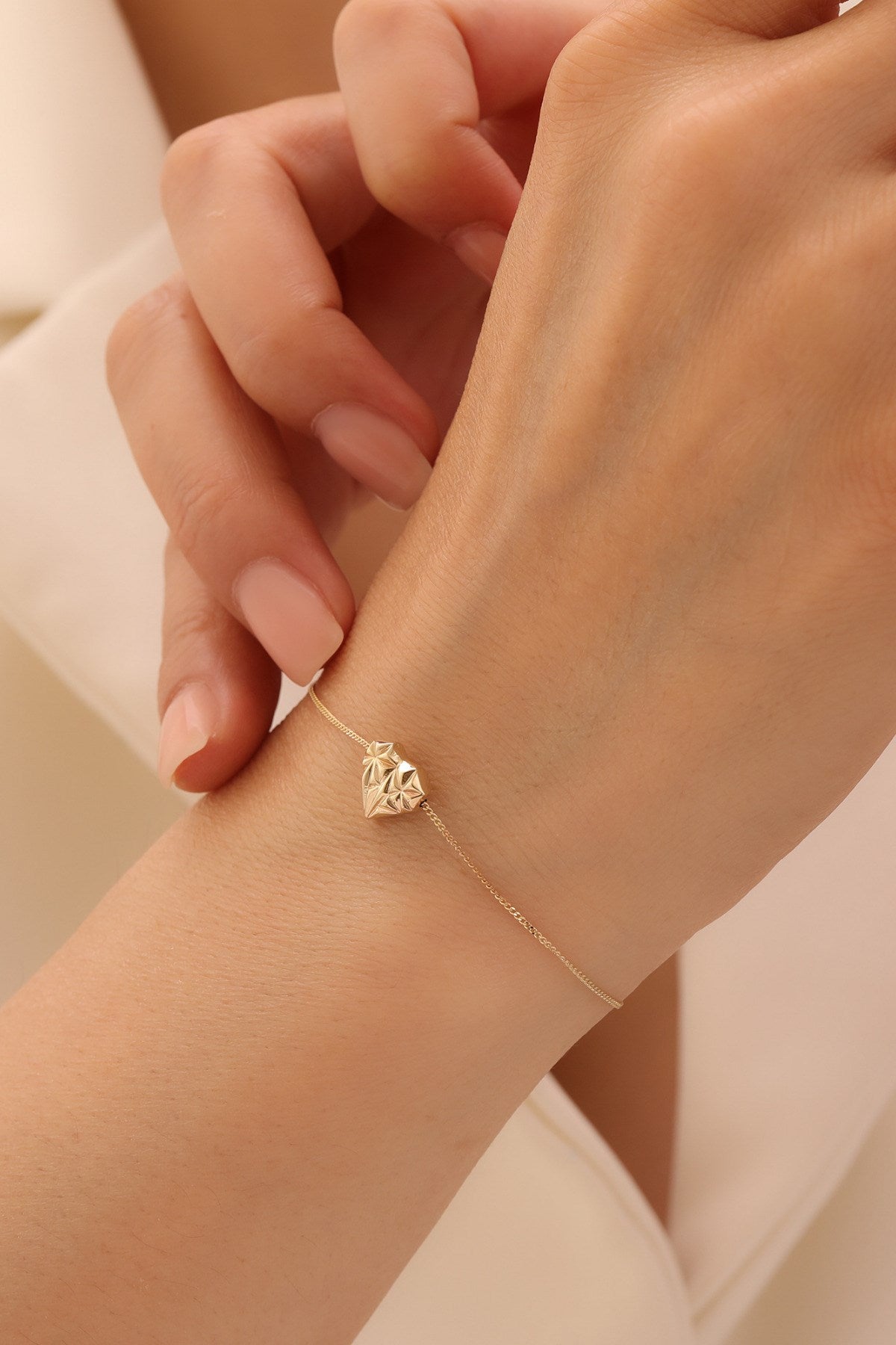 14 Ayar Altın Kadın Diamond Kalp Bileklik