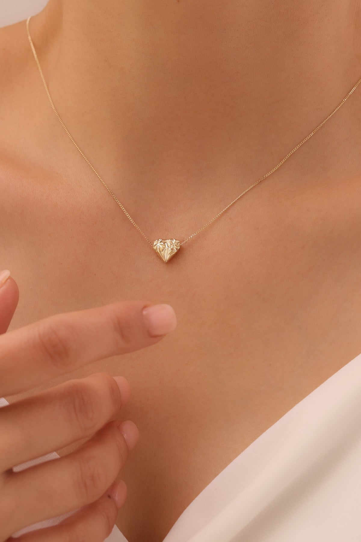 14 Ayar Altın Kadın Diamond Kalp Kolye